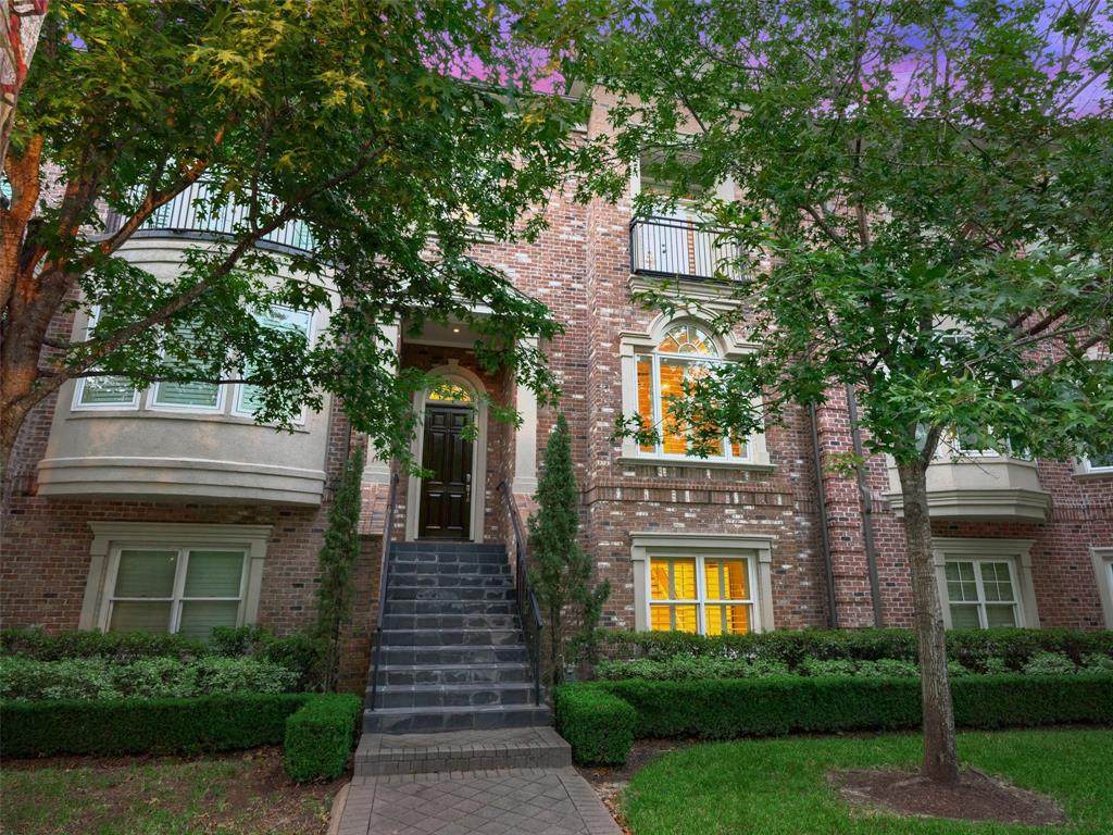 34 Waterway Court - Photo 1