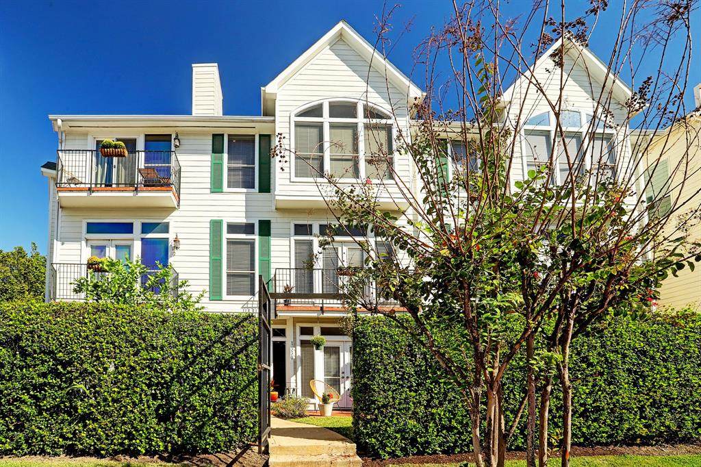 1330 Fairview Avenue - Photo 1