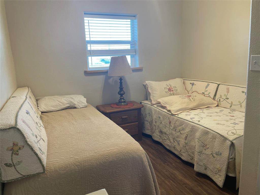 1706 Gallego Avenue - Photo 1