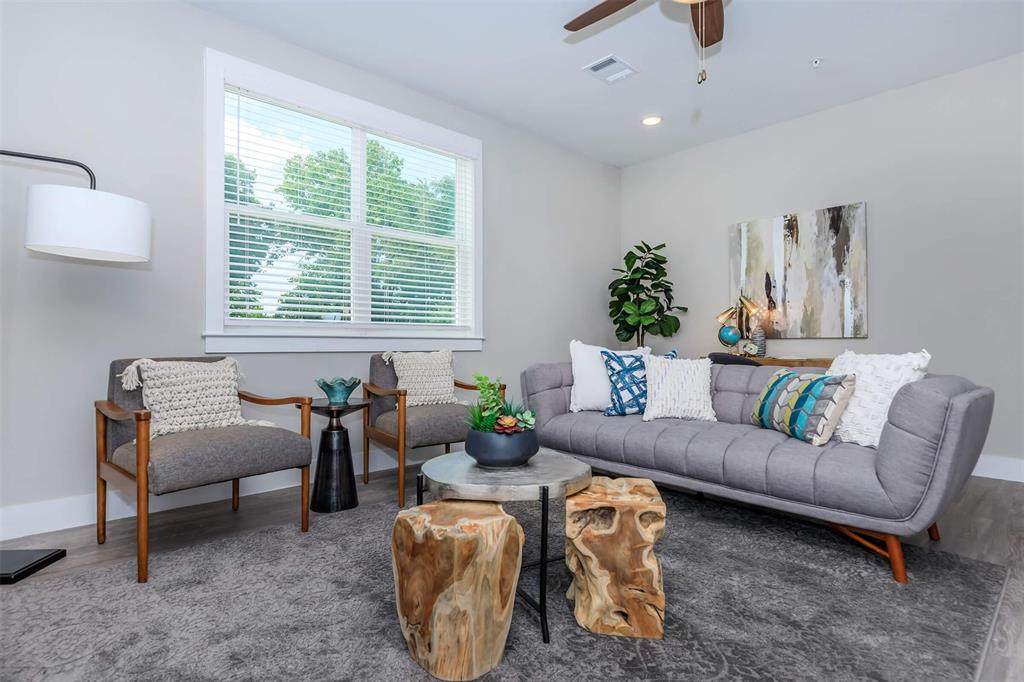1620 N Oak Tree - Photo 1