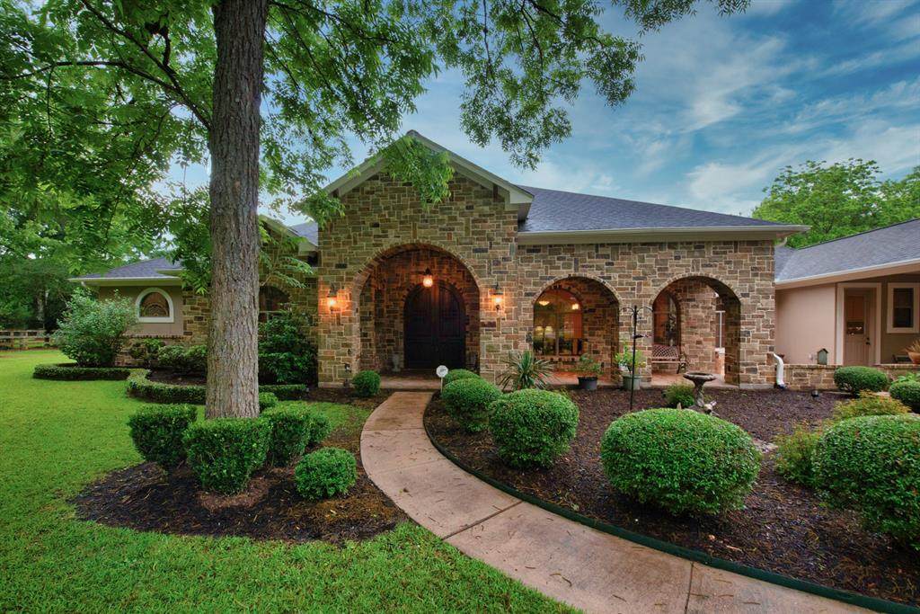 3811 River Forest Drive - Photo 1