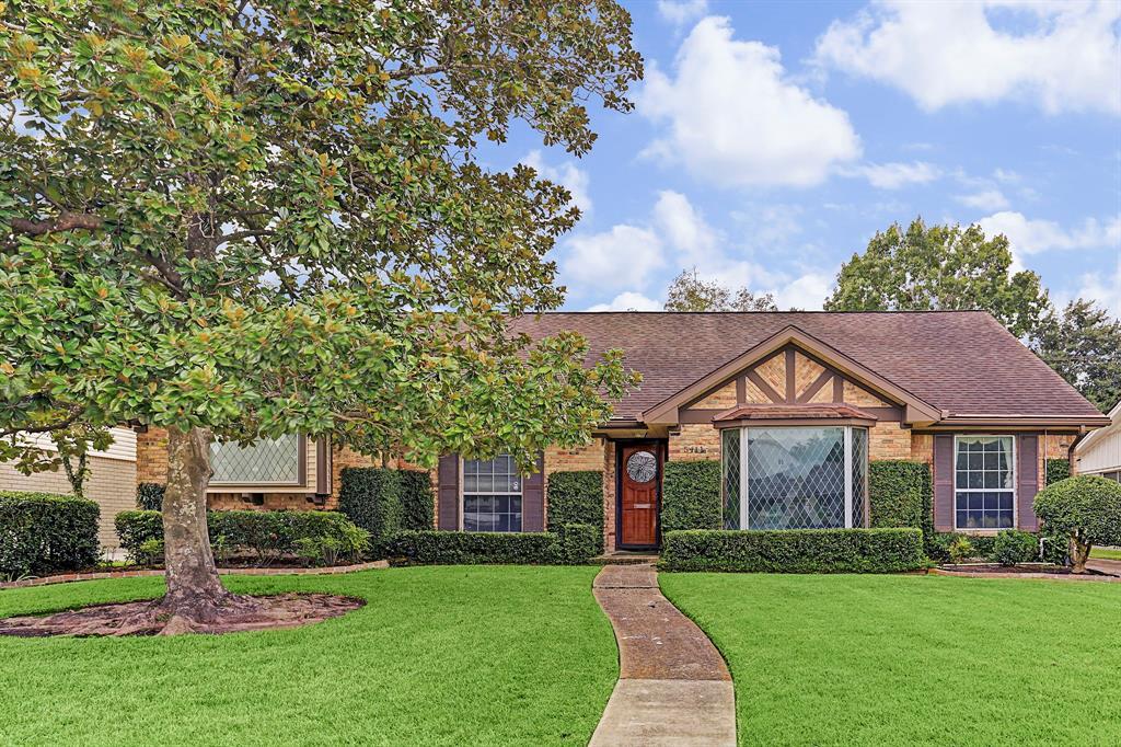 5411 Paisley Street - Photo 1