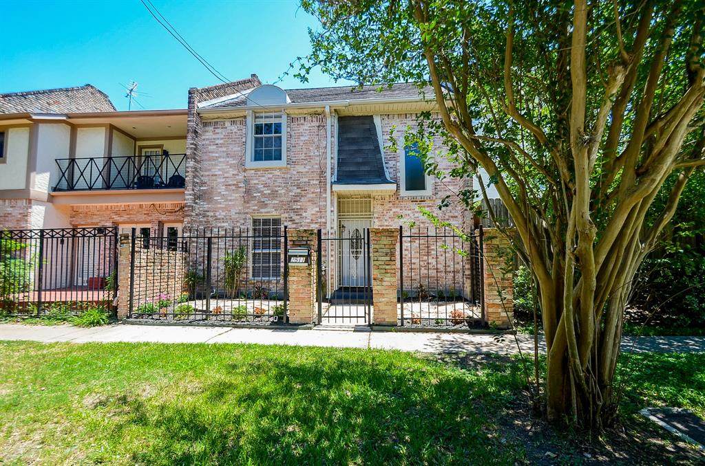 2511 Commonwealth Street - Photo 1