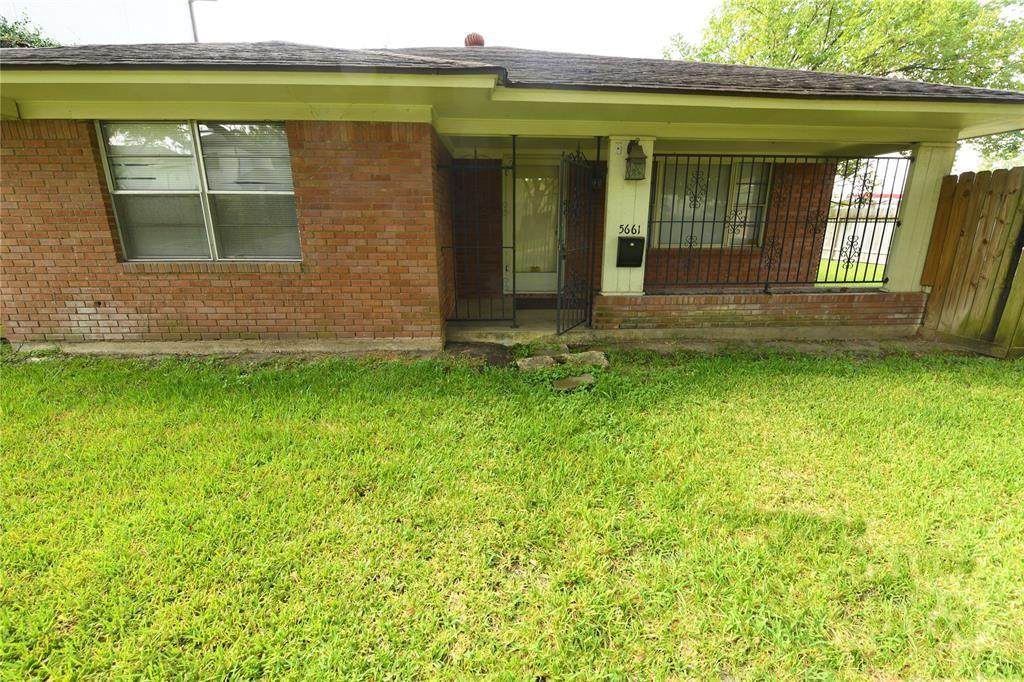 5661 Locke Lane - Photo 1