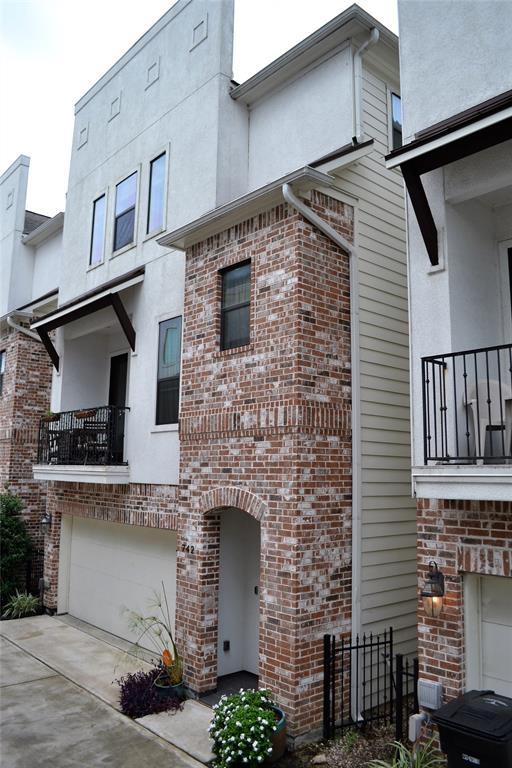 742 24th Street - Photo 1