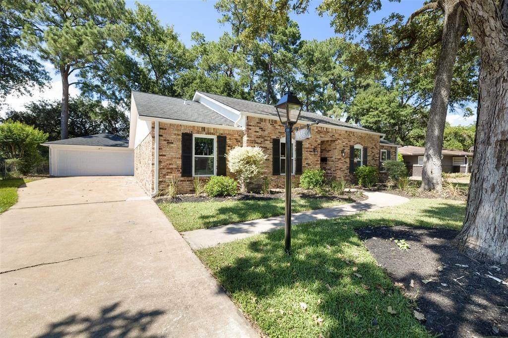 10242 Knoboak Drive - Photo 1