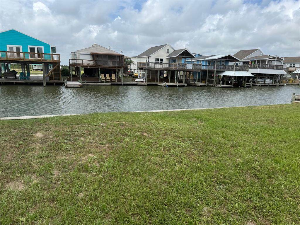 1193 Bay Street - Photo 1