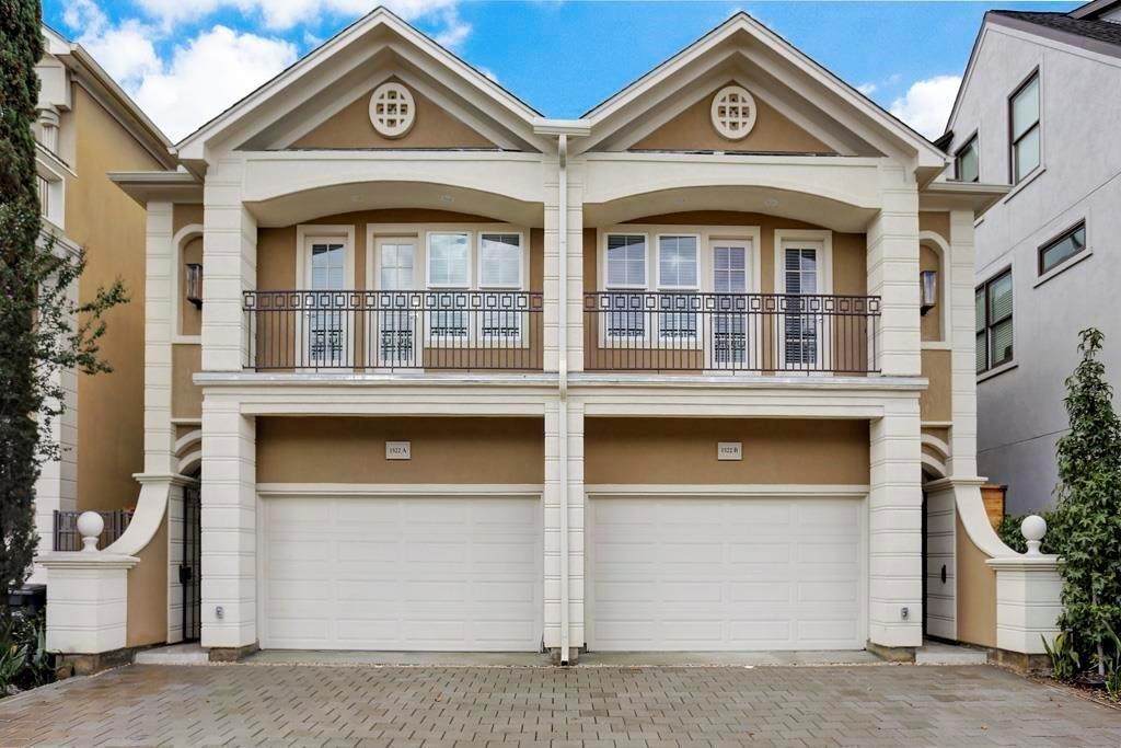 1522 Dunlavy Street - Photo 1