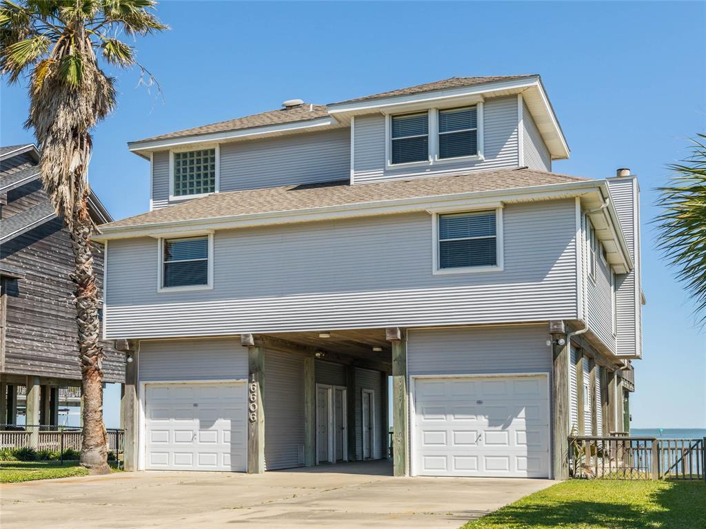16606 Bayfront Drive - Photo 1