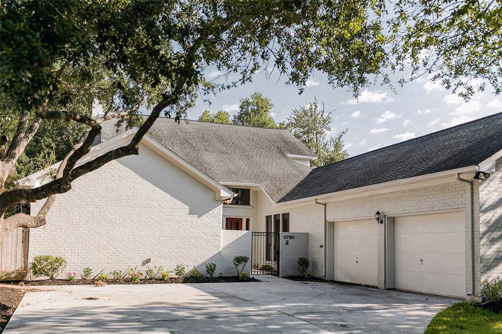11750 Riverview Drive - Photo 1