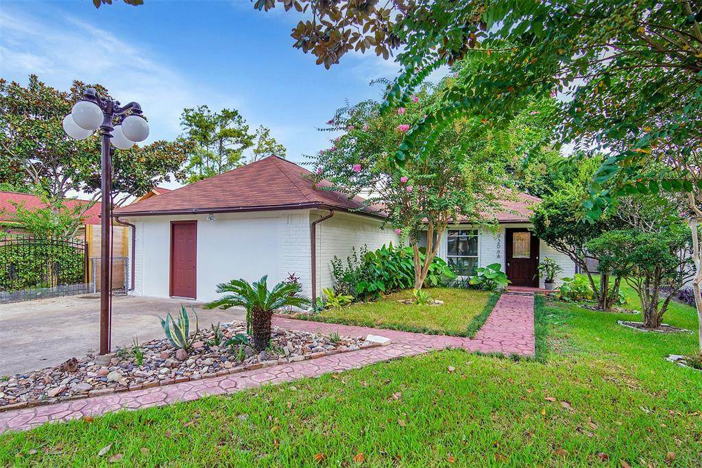 9206 Carousel Lane - Photo 1