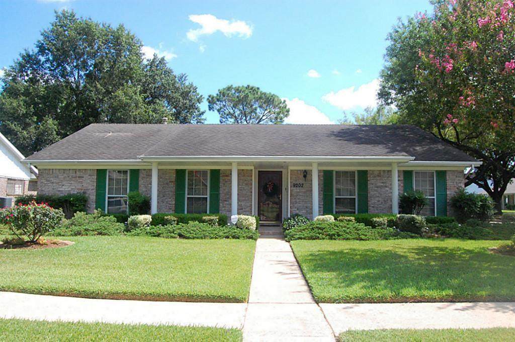 9202 Sharpview Drive - Photo 1