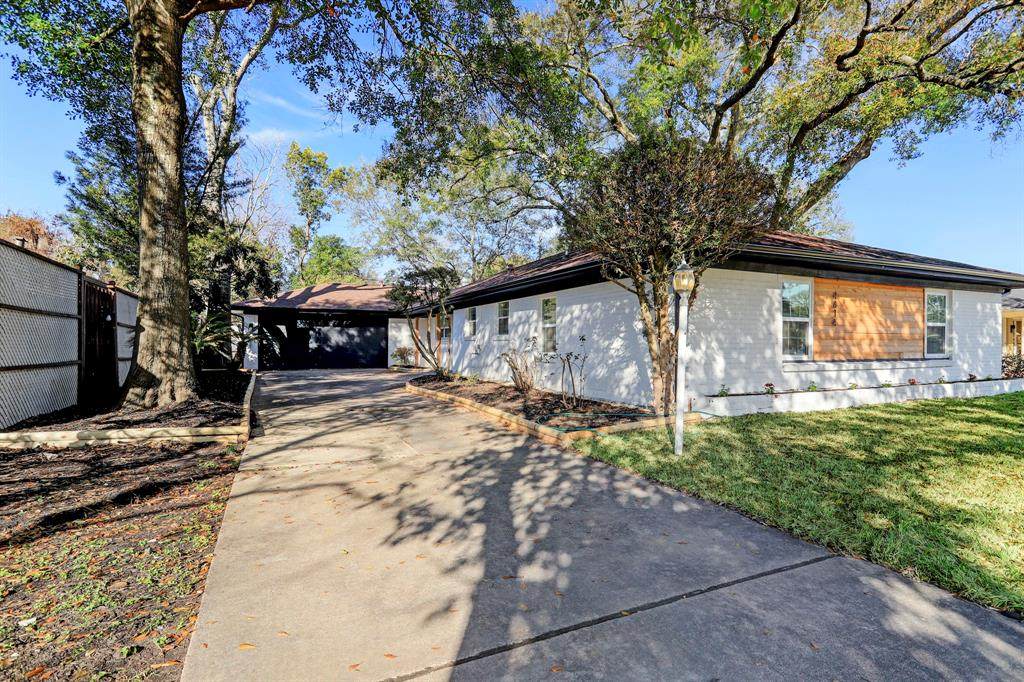 4814 Briarbend Drive - Photo 1