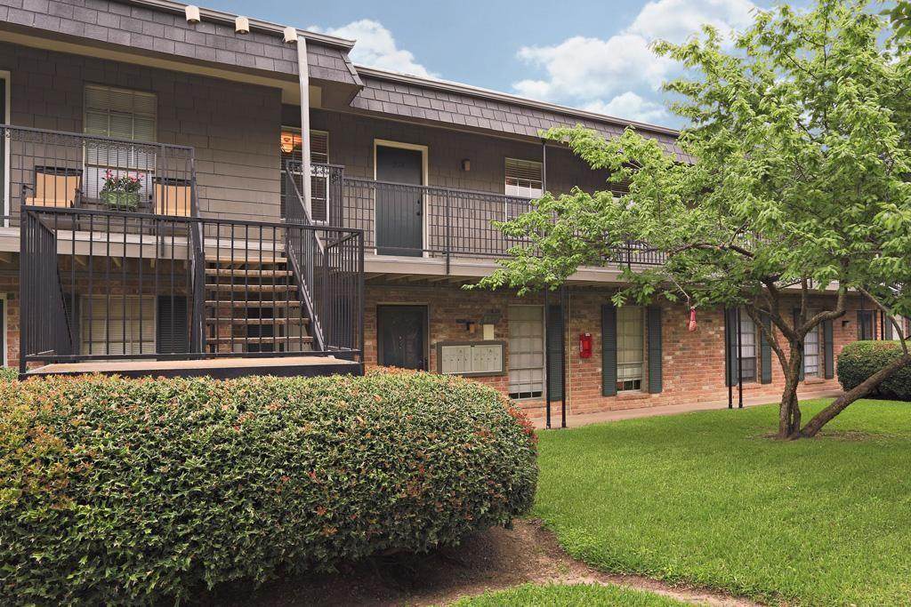 8947 Gaylord Drive - Photo 1