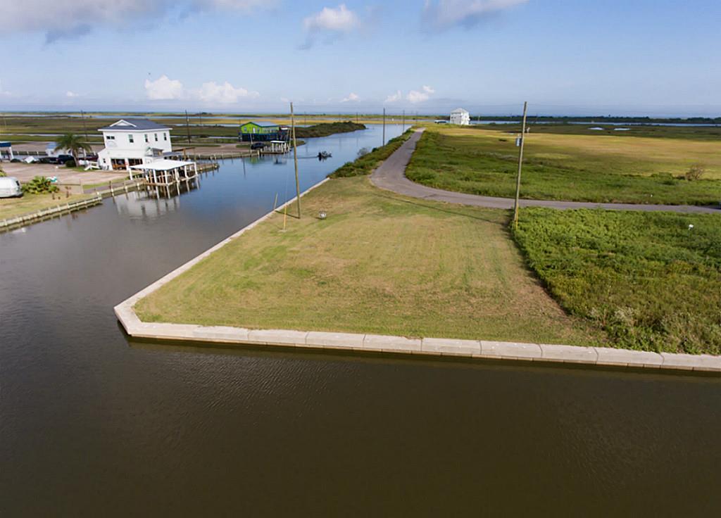 1202 Lagoon Drive - Photo 1