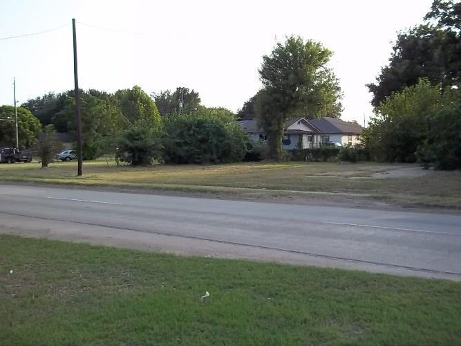 7001 Wayside Drive - Photo 1
