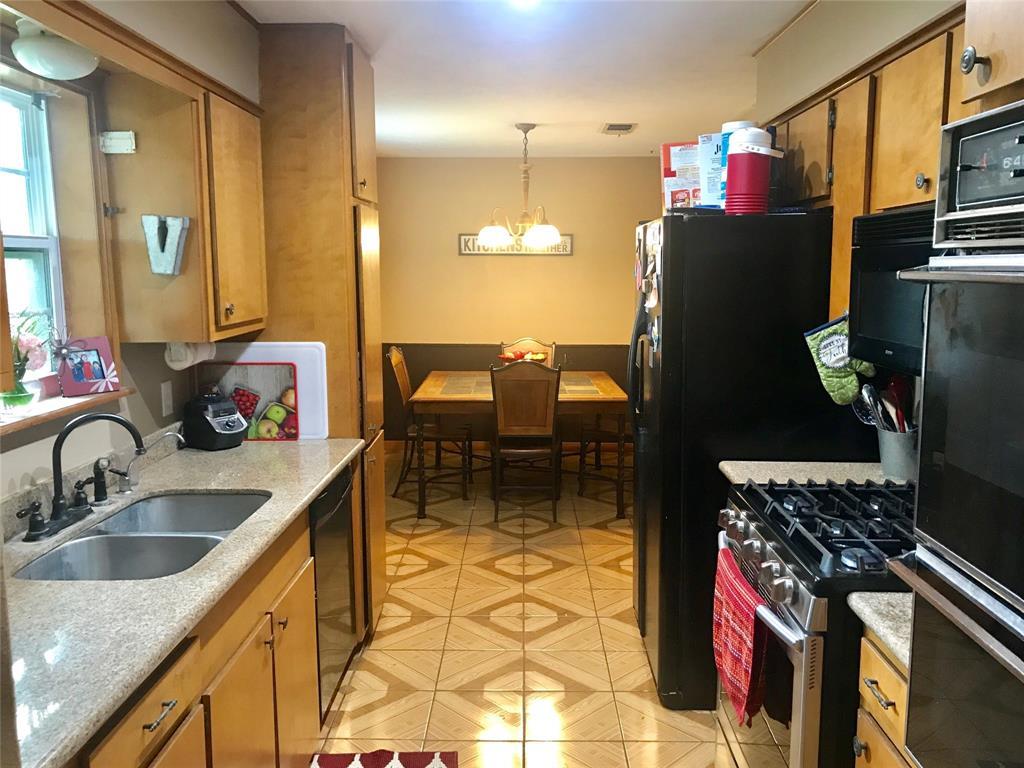 1208 Stacey Street - Photo 1