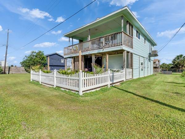16531 Lewis Scott Road - Photo 1