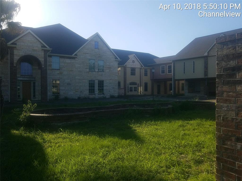 327 Magnolia Street - Photo 1