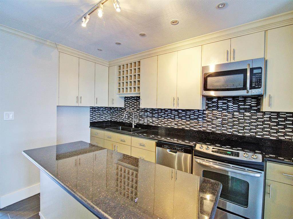 2322 Richton Street - Photo 1