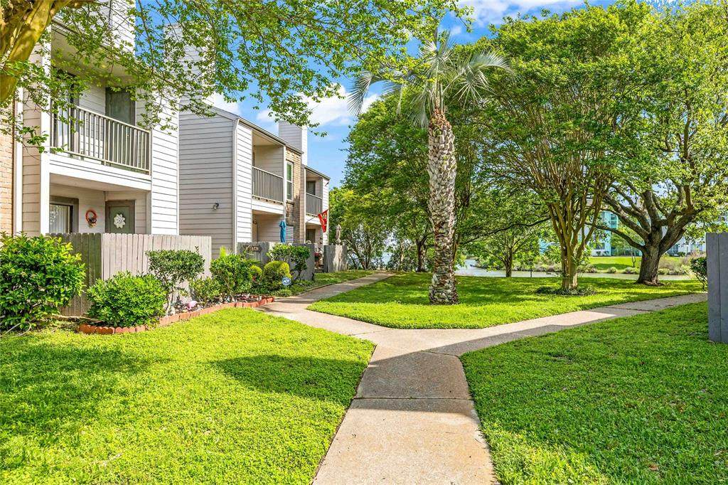 3220 69th Street - Photo 1