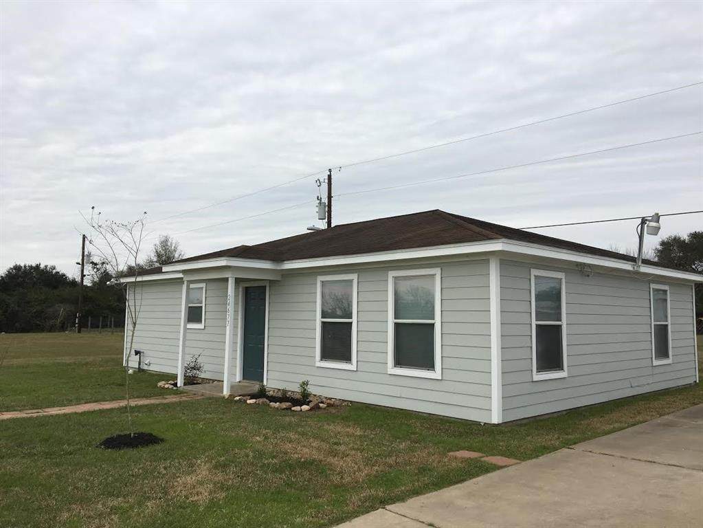 24687 Richards Road - Photo 1