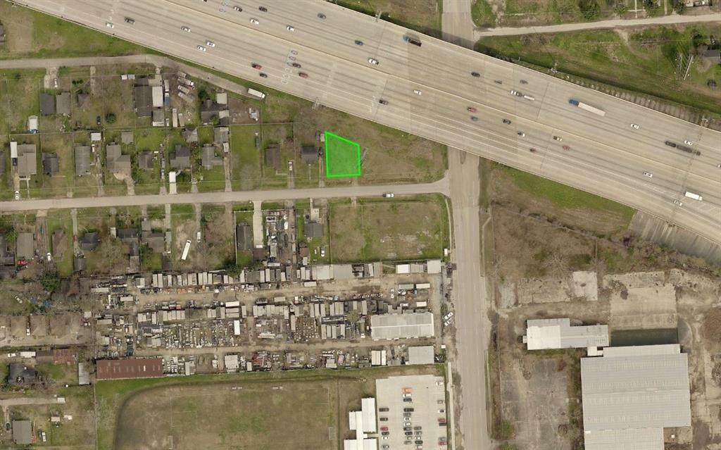 2717 Milwaukee Street - Photo 1
