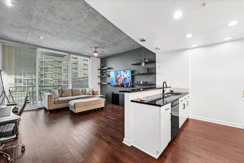 5925 Almeda Road - Photo 1