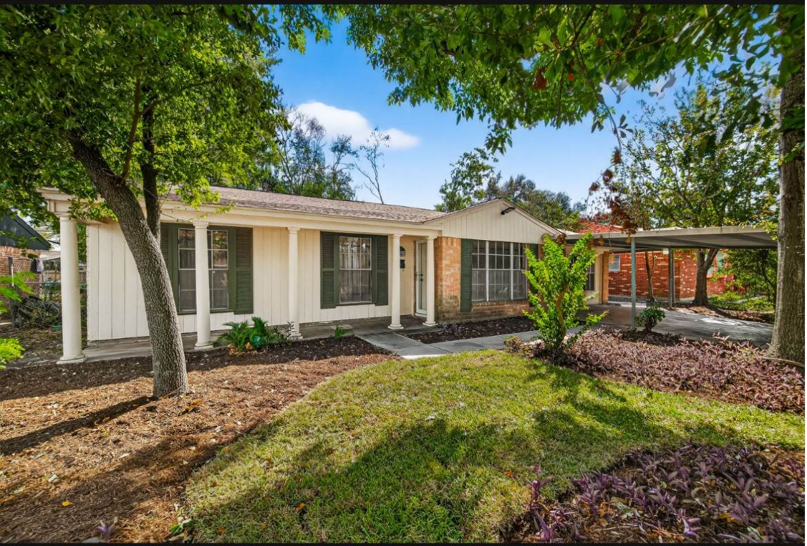 3907 Grapevine Street - Photo 1