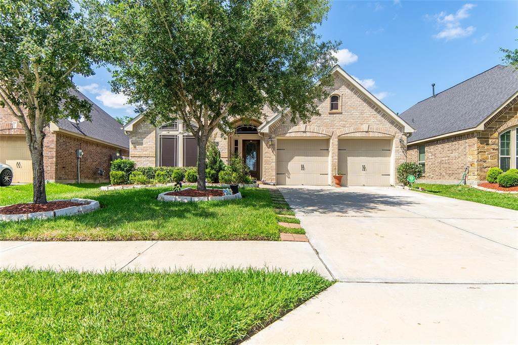 2842 Whispering Creek - Photo 1