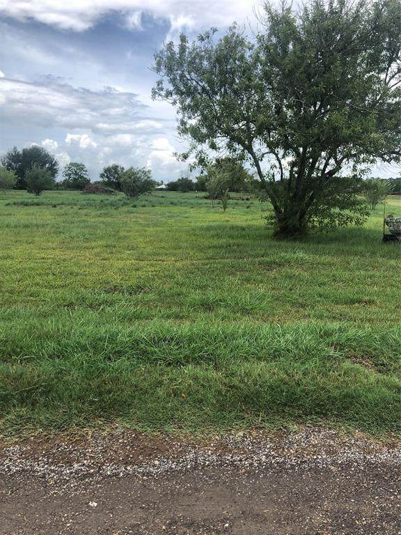 8916 Fm 646 Road - Photo 1