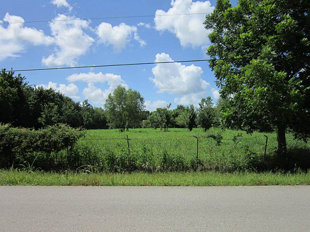 5735 Grapevine - Photo 1