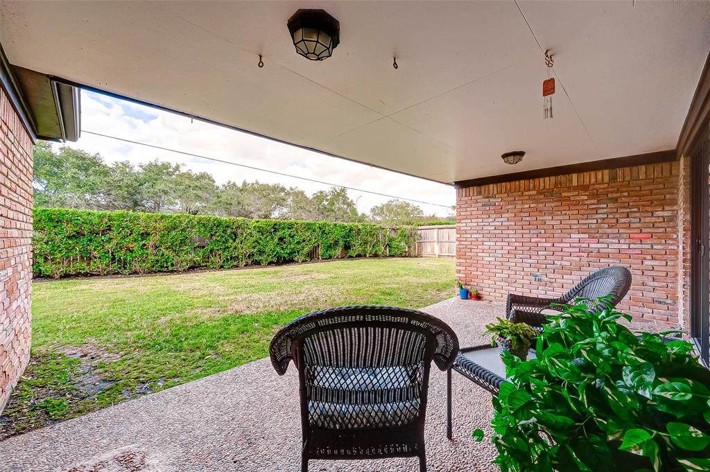 1629 Country Club Blvd Boulevard - Photo 1