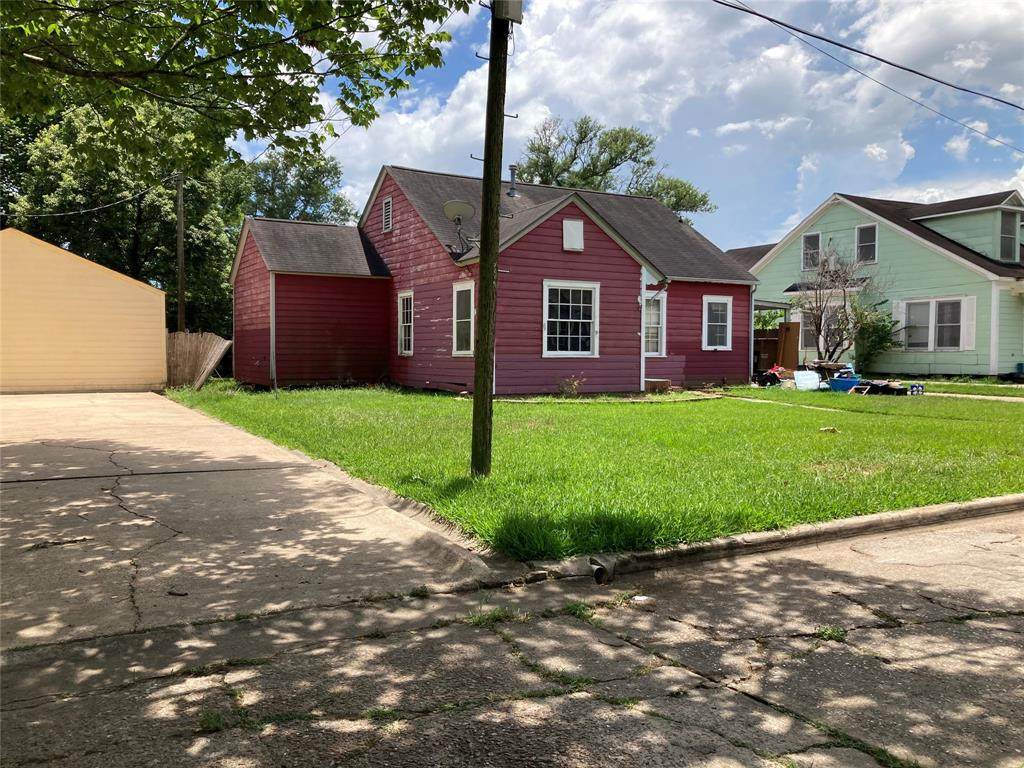 2228 Centennial Street - Photo 1