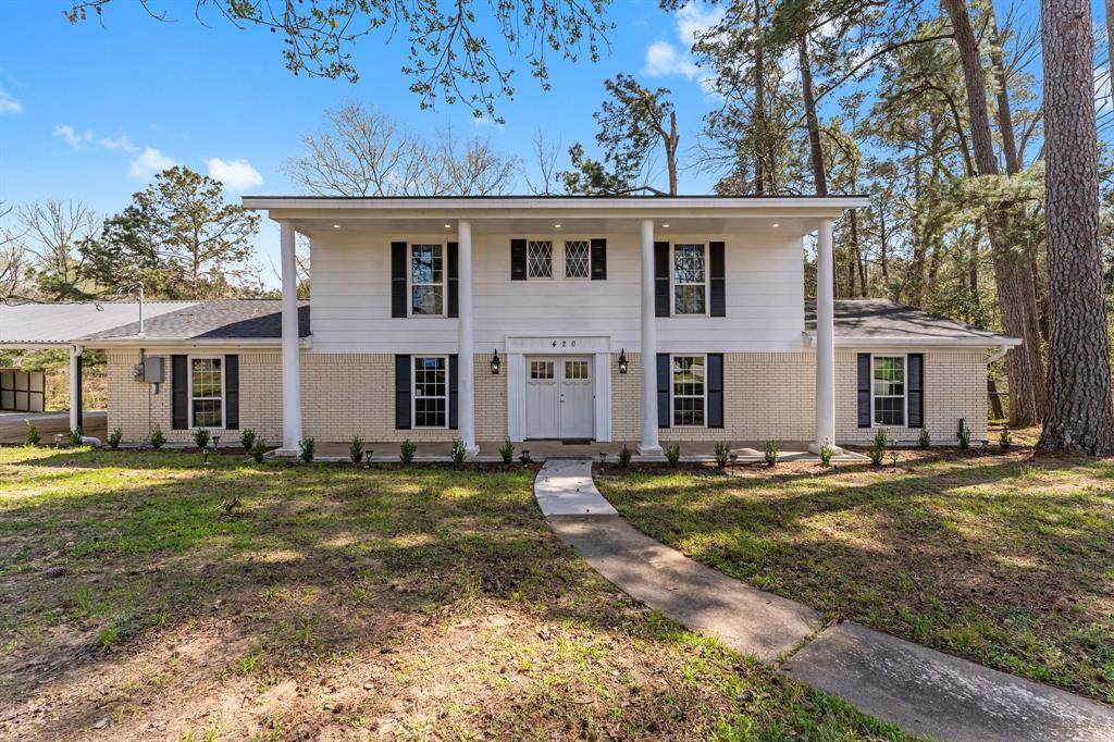 420 Lake Drive - Photo 1