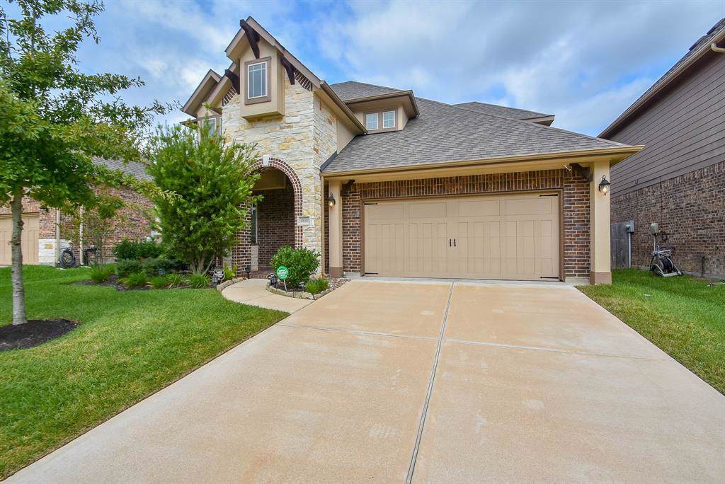 5010 Preserve Park Drive - Photo 1