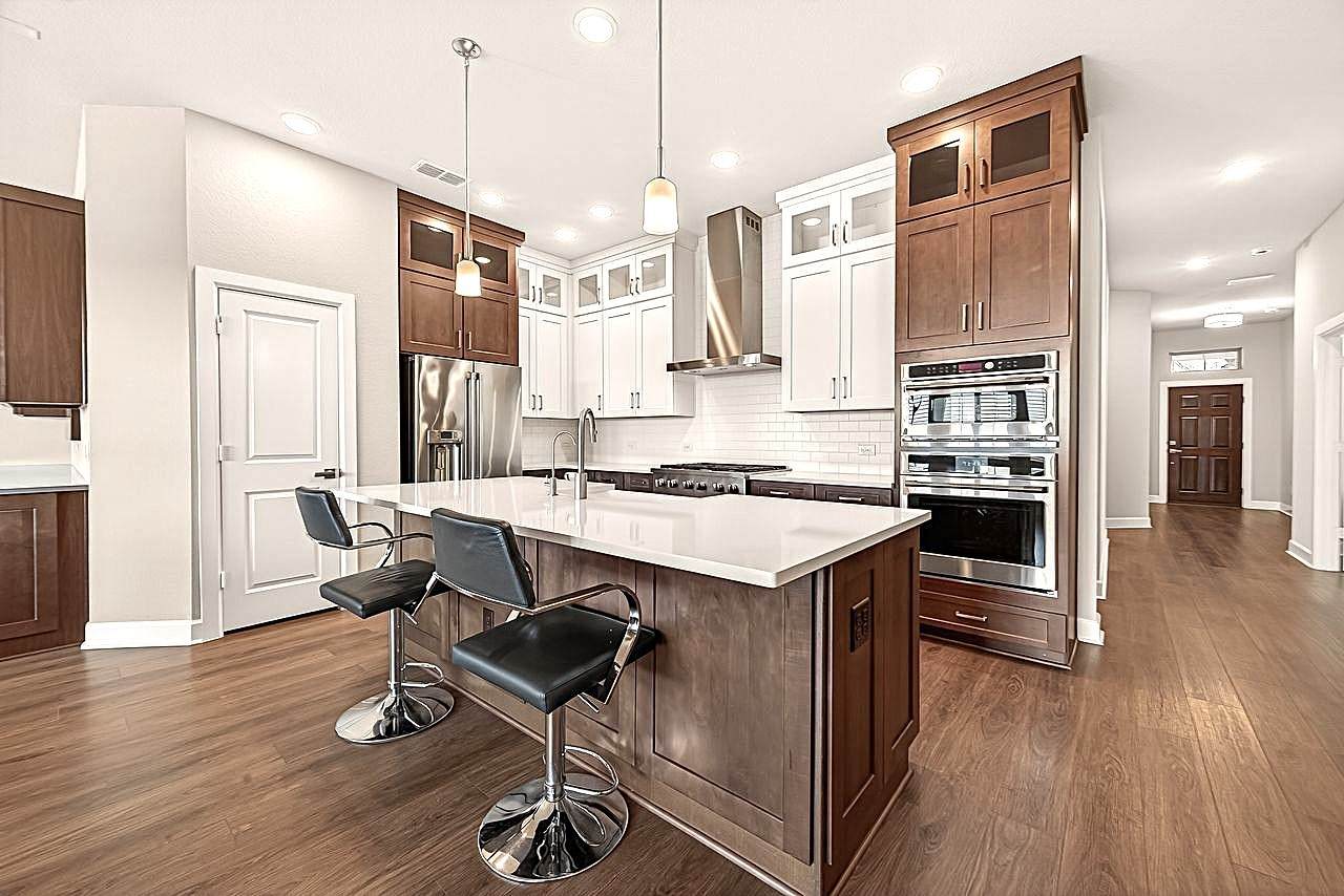 10010 Starry Night Lane - Photo 1