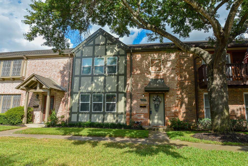 2289 Triway Lane - Photo 1