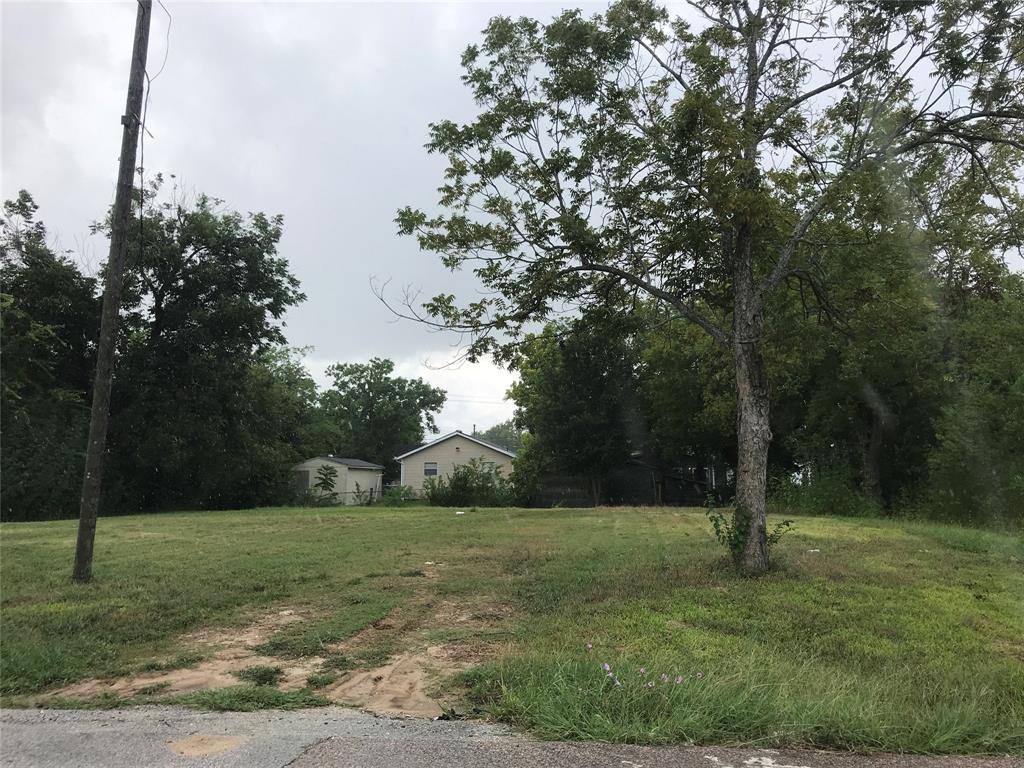 4538 Sunflower Street - Photo 1