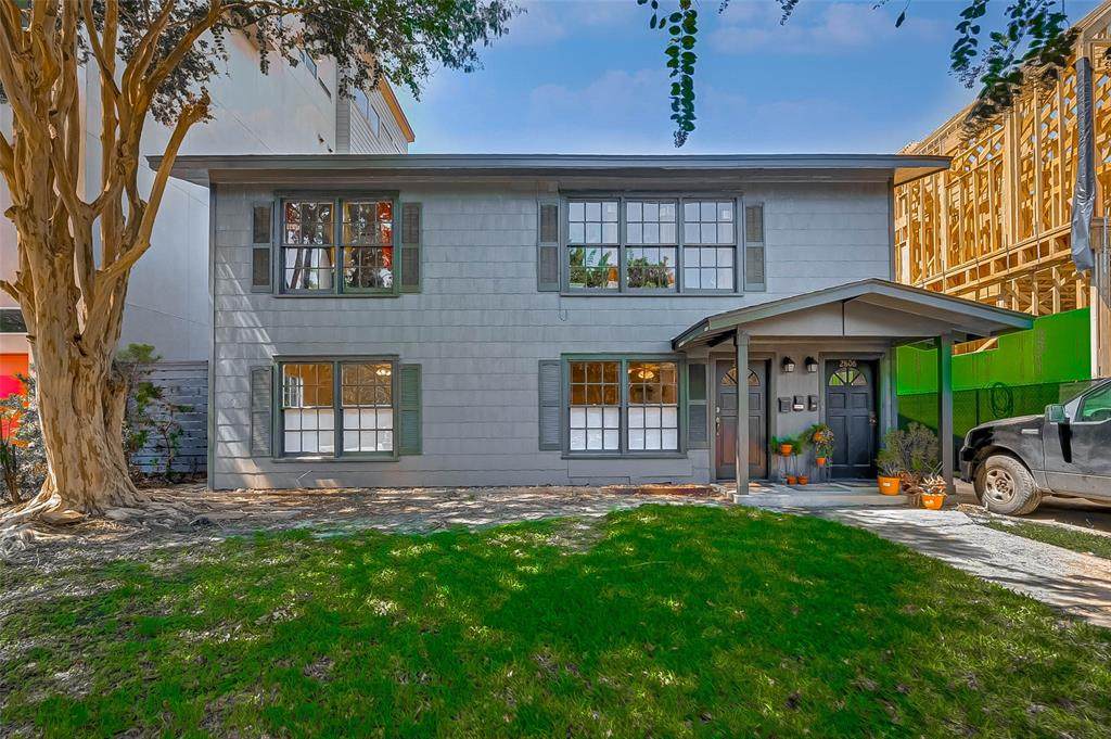 2806 Greenbriar Drive - Photo 1