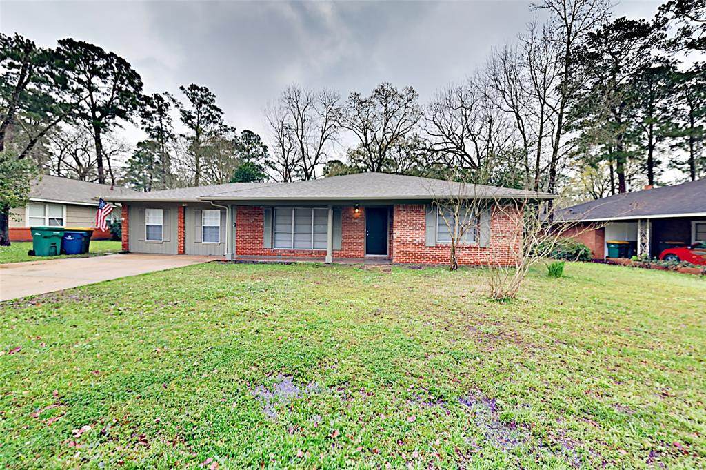 1704 Thompson Street - Photo 1
