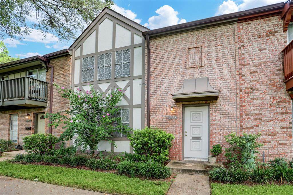 2275 Triway Lane - Photo 1