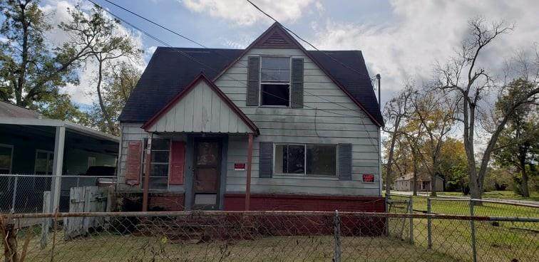 2085 Southerland Street - Photo 1