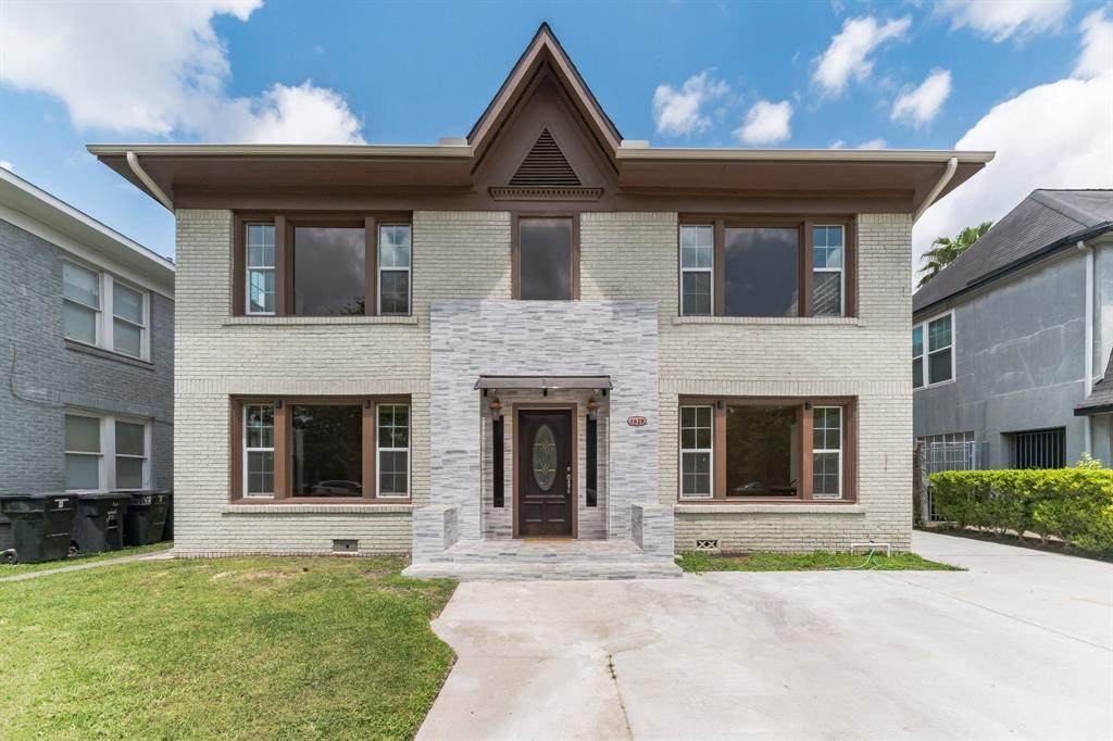 1628 Hawthorne Street - Photo 1