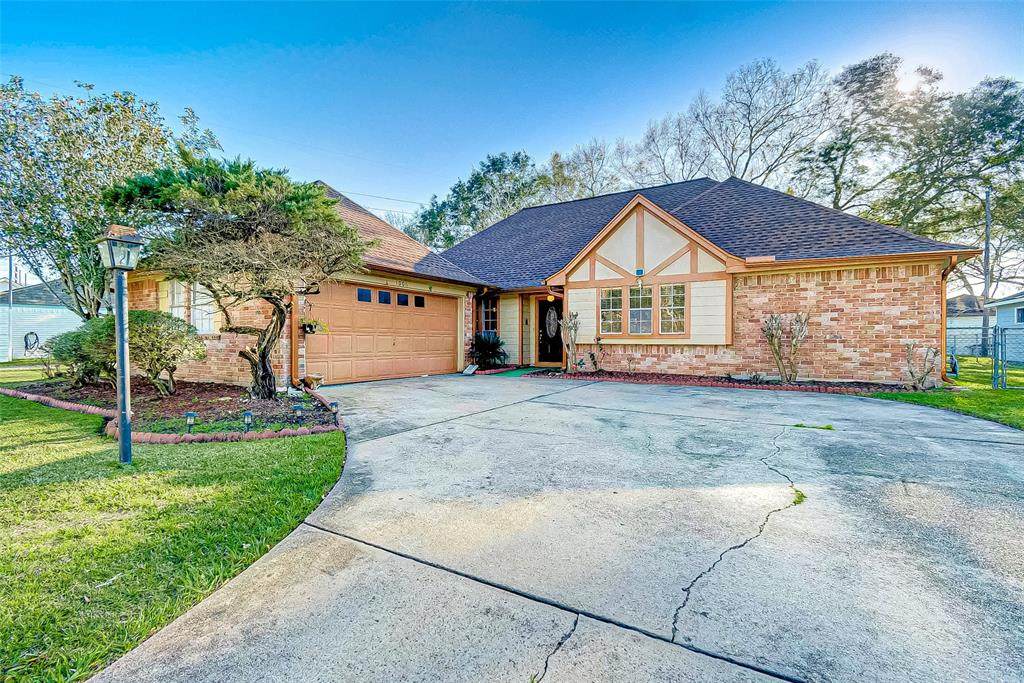 1006 Bolton Drive - Photo 1