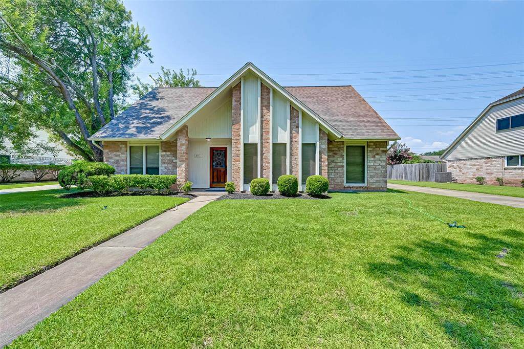 2511 Sugar Mill Drive - Photo 1