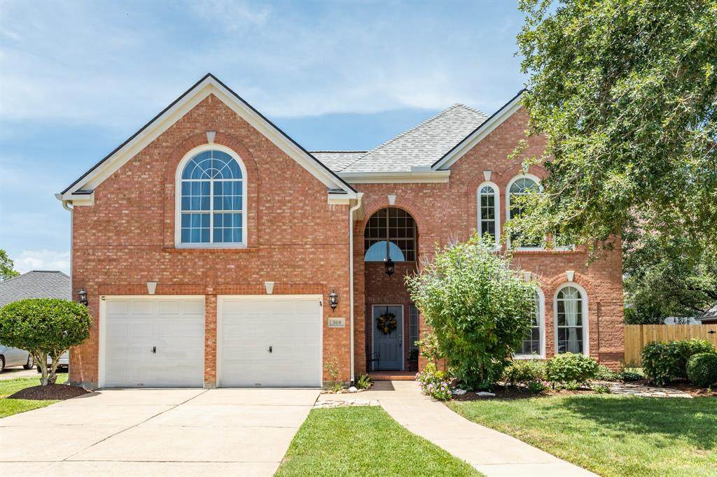 309 Rosemary Lane - Photo 1