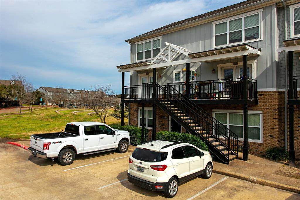 1725 Harvey Mitchell Parkway - Photo 1