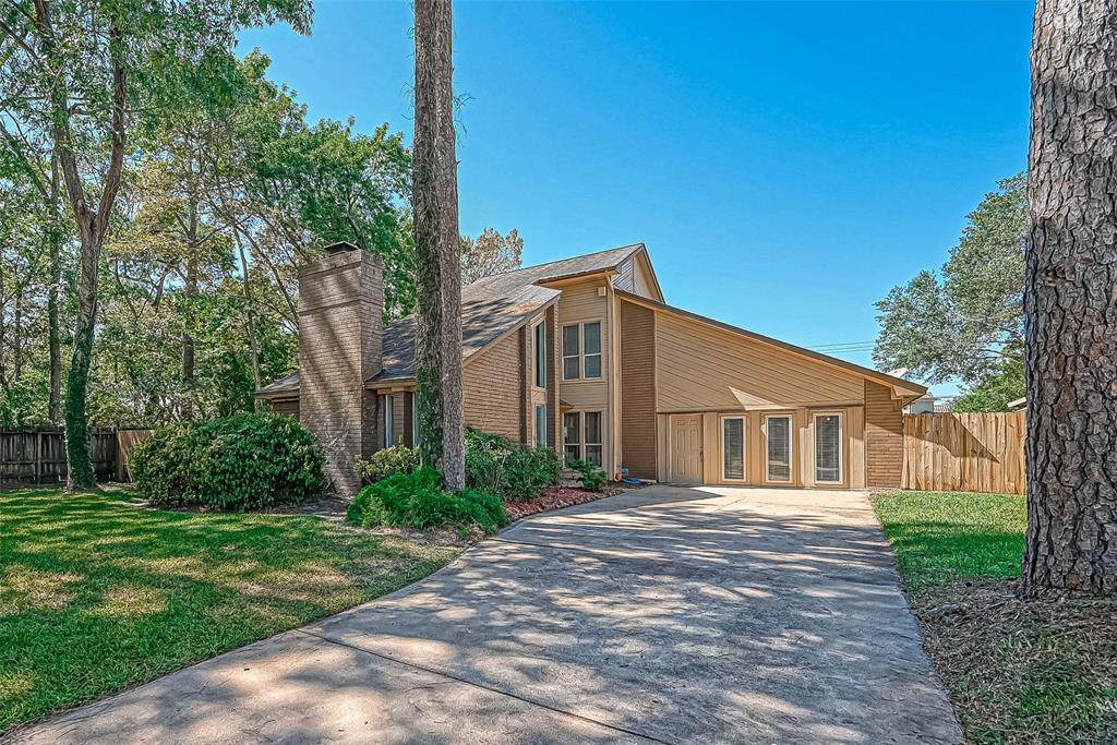 2704 Pine Cone Lane - Photo 1