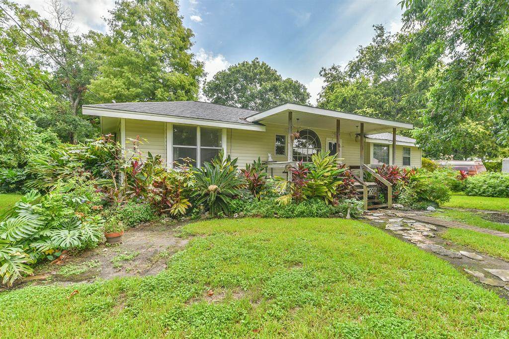 5119 Sycamore Avenue - Photo 1